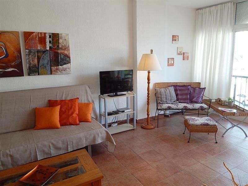 Carabeo 19 Apartment เนร์คา ภายนอก รูปภาพ